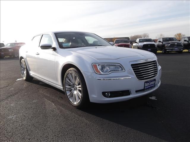 Chrysler 300C Unknown Sedan