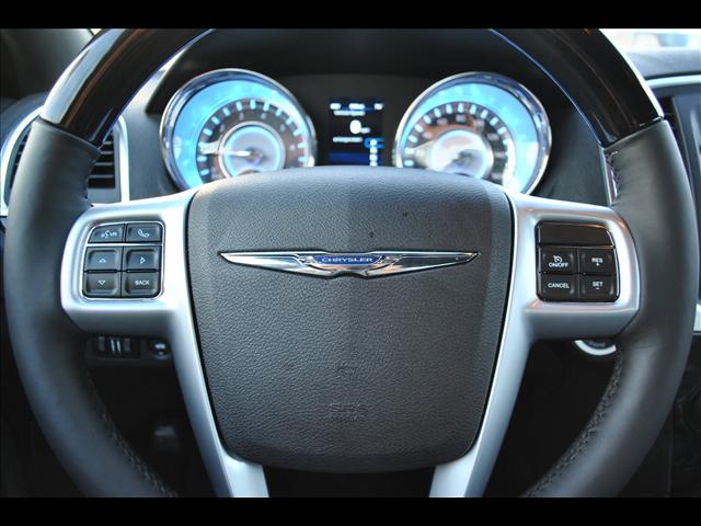 Chrysler 300C 2013 photo 4