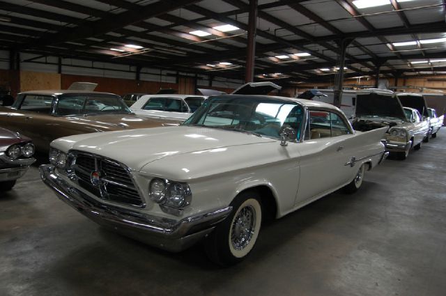 Chrysler 300F 1960 photo 1