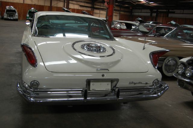 Chrysler 300F 1960 photo 4