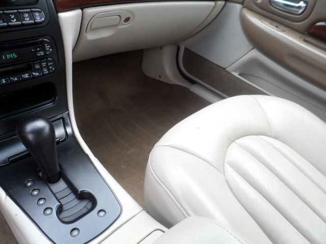 Chrysler 300M 1999 photo 2