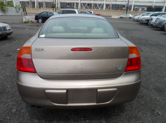 Chrysler 300M 1999 photo 3