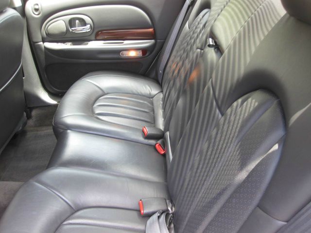 Chrysler 300M 1999 photo 2