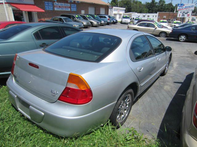 Chrysler 300M 2000 photo 3