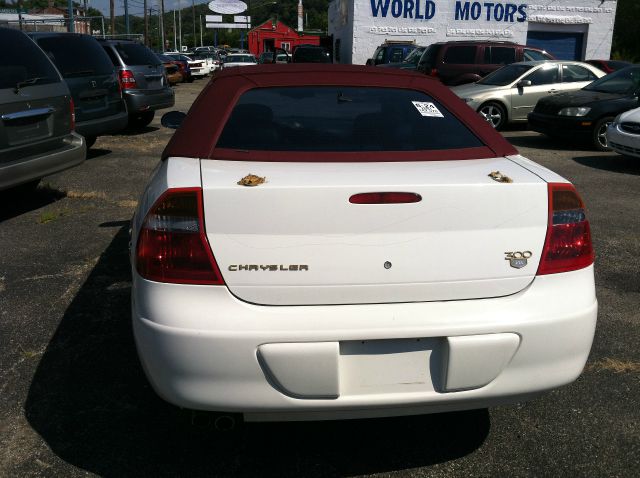 Chrysler 300M 2001 photo 1