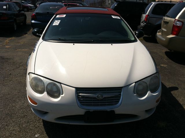 Chrysler 300M 2001 photo 3