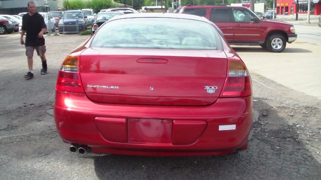 Chrysler 300M 2001 photo 4