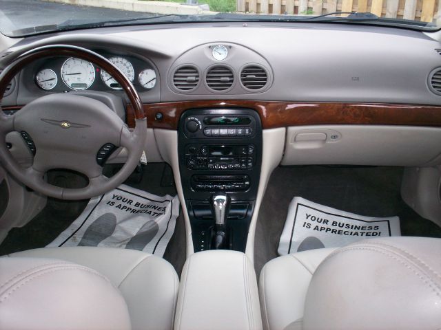Chrysler 300M 2001 photo 7