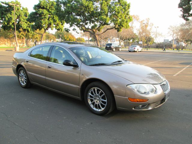 Chrysler 300M 2002 photo 2