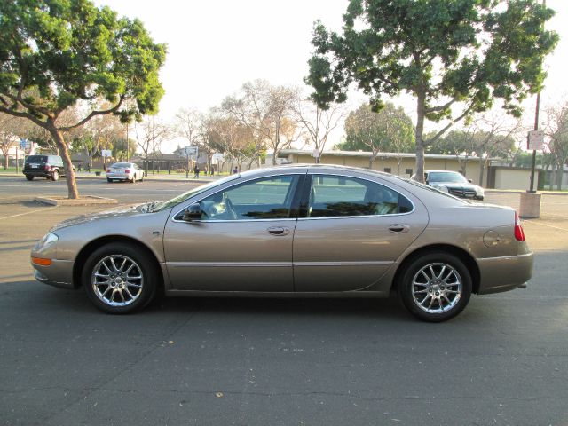 Chrysler 300M 2002 photo 3