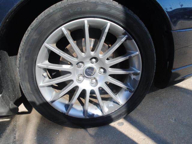 Chrysler 300M 2002 photo 2