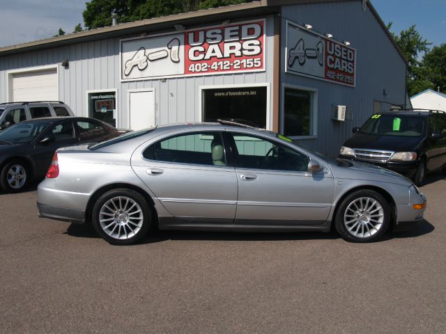 Chrysler 300M 2002 photo 2
