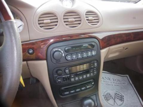 Chrysler 300M 2002 photo 1