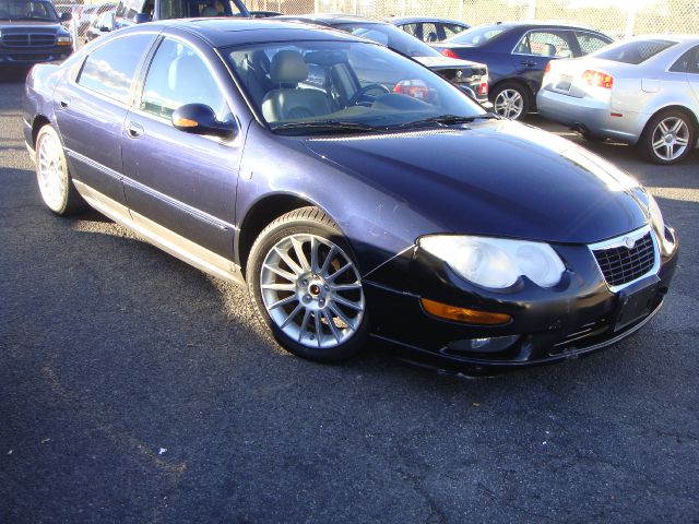 Chrysler 300M 2002 photo 2