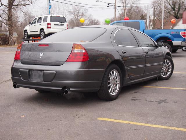 Chrysler 300M 2003 photo 3