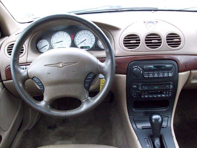 Chrysler 300M 2003 photo 3