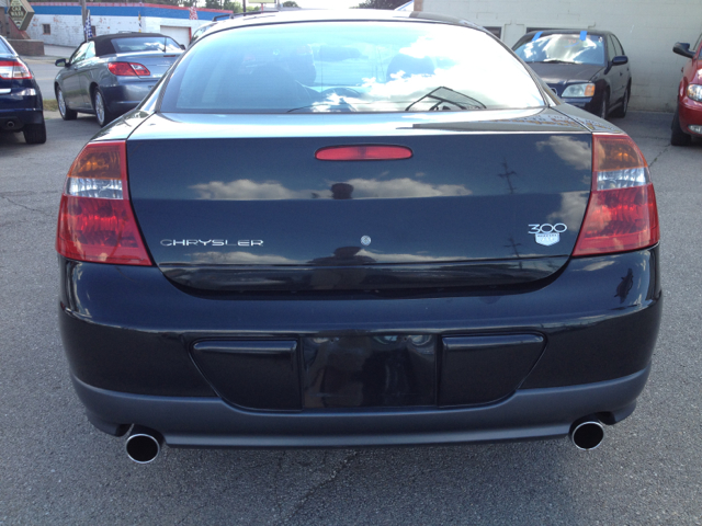 Chrysler 300M 2003 photo 3