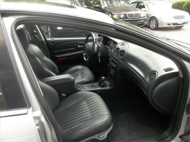 Chrysler 300M 2004 photo 2