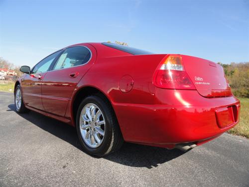 Chrysler 300M 2004 photo 2