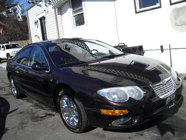 Chrysler 300M 2004 photo 2
