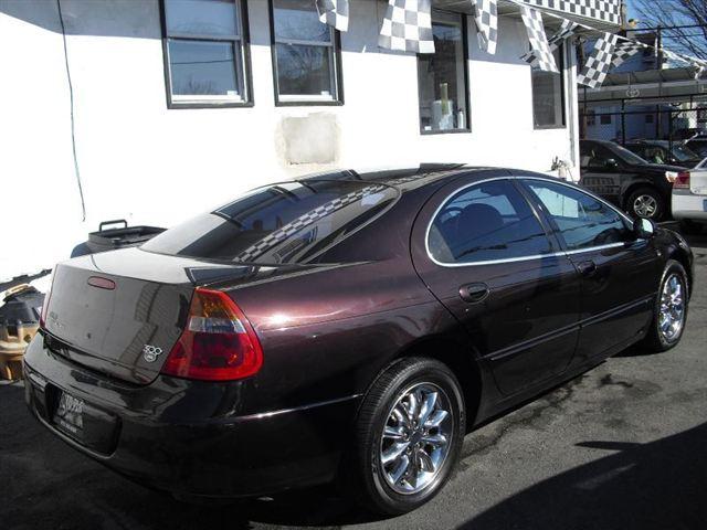 Chrysler 300M 2004 photo 3