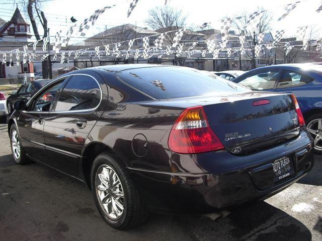 Chrysler 300M 2004 photo 5