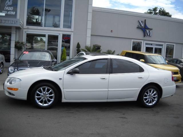 Chrysler 300M 2004 photo 3