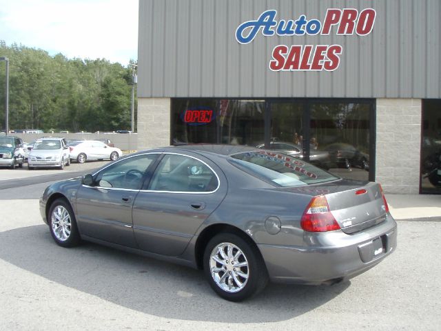 Chrysler 300M 2004 photo 4