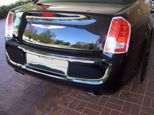 Chrysler 300S 4DR FWD DVD Pdoor Sedan