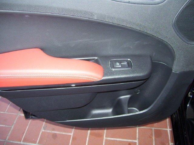 Chrysler 300S 2012 photo 1