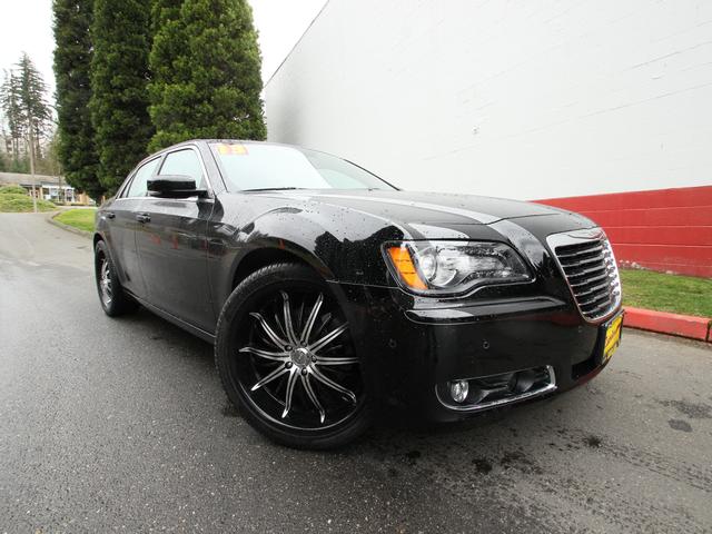 Chrysler 300S Red Line Unspecified