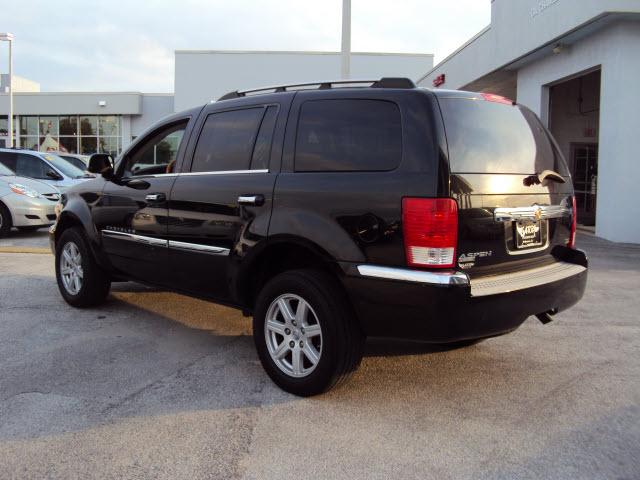 Chrysler Aspen 2007 photo 4
