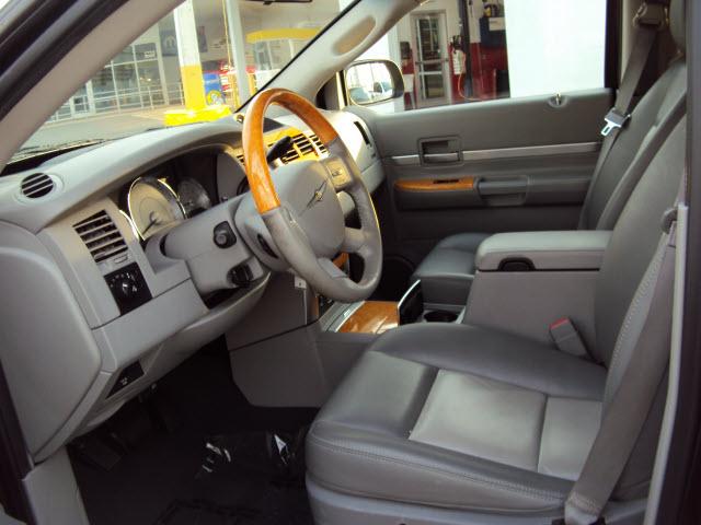 Chrysler Aspen 2007 photo 5