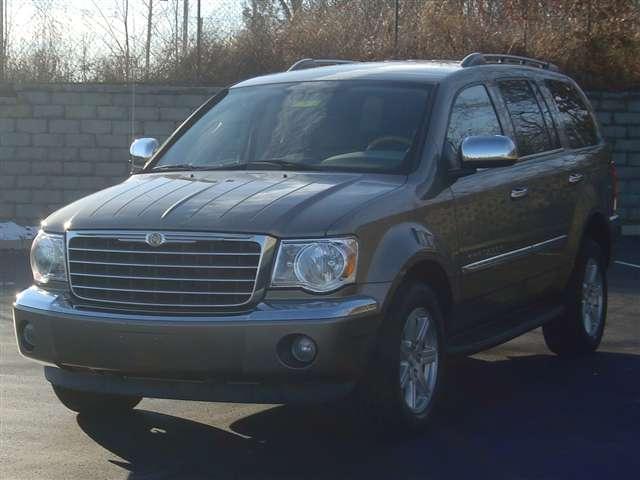 Chrysler Aspen SLT 25 Sport Utility