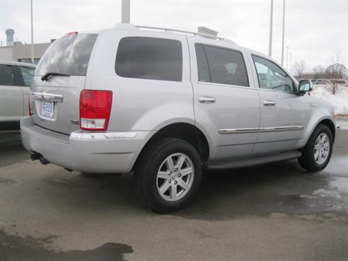 Chrysler Aspen 2007 photo 1