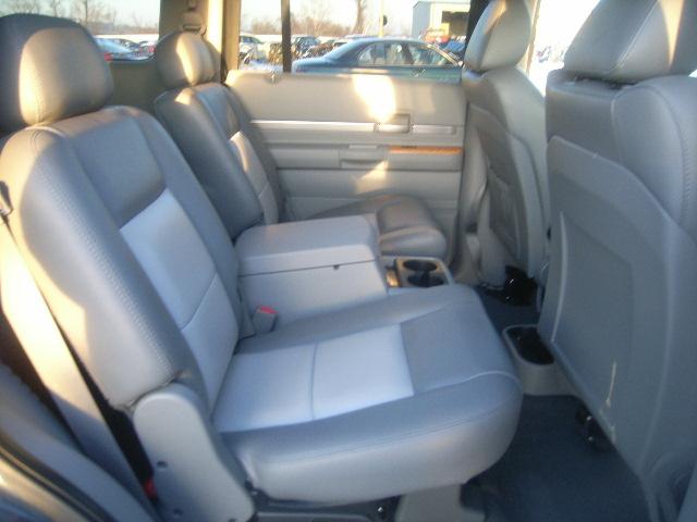 Chrysler Aspen 2007 photo 5