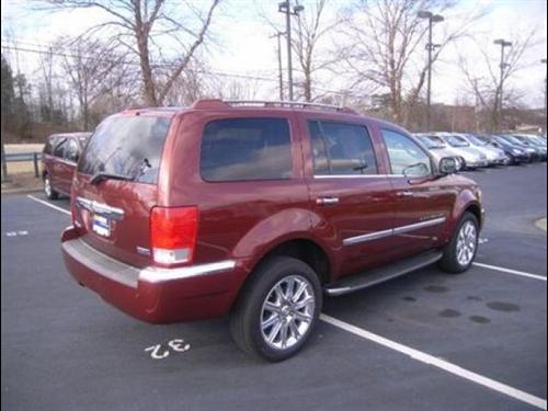 Chrysler Aspen 2007 photo 3