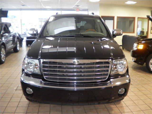 Chrysler Aspen SLT 25 Sport Utility