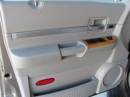 Chrysler Aspen 2007 photo 4