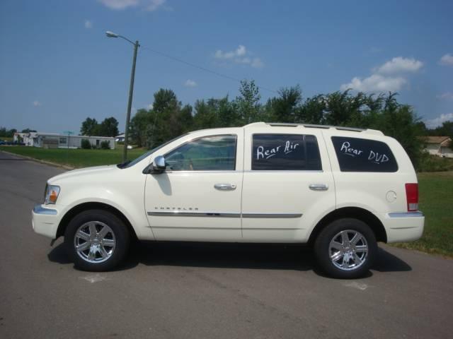 Chrysler Aspen 2007 photo 1
