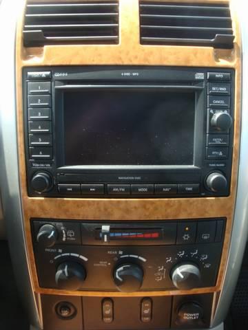 Chrysler Aspen 2007 photo 2