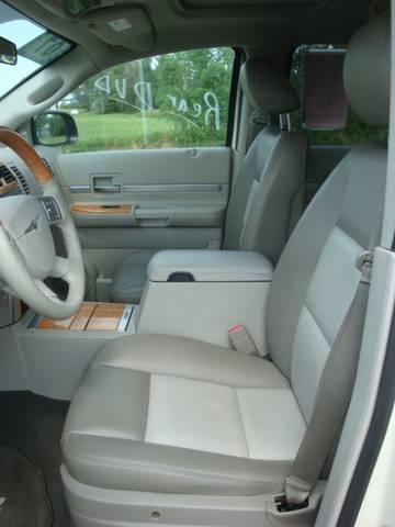 Chrysler Aspen 2007 photo 5