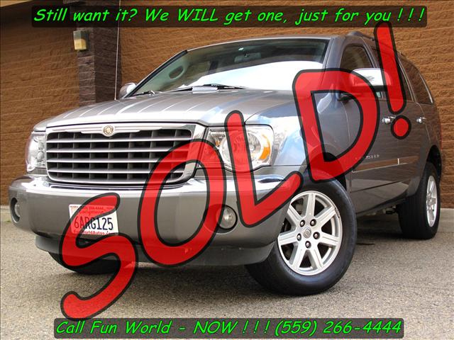 Chrysler Aspen SLT 25 Sport Utility