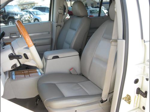 Chrysler Aspen SLT 25 Other