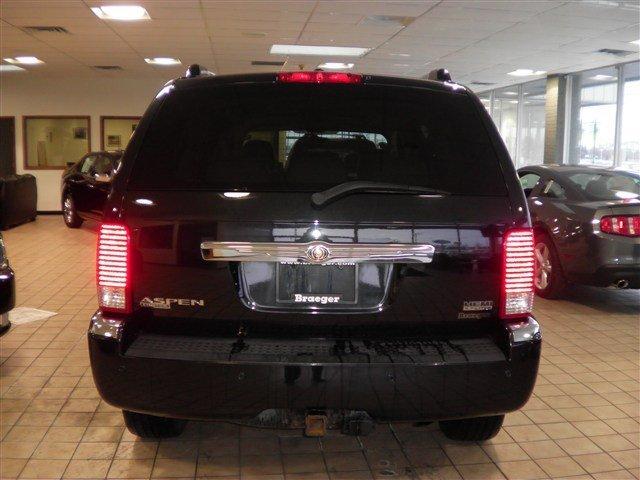Chrysler Aspen 2007 photo 4