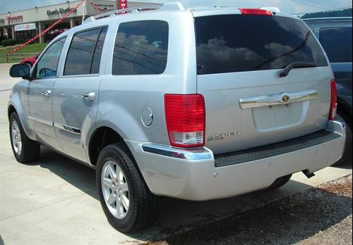 Chrysler Aspen 2007 photo 2