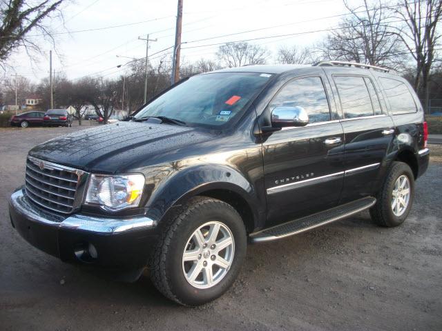 Chrysler Aspen SLT 25 Sport Utility
