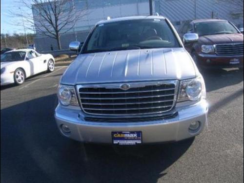 Chrysler Aspen 2007 photo 1