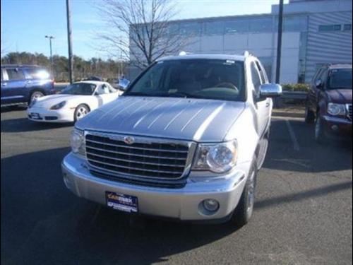 Chrysler Aspen 2007 photo 2