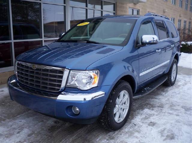 Chrysler Aspen SLT 25 Sport Utility